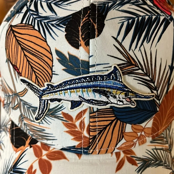 CUSTOM DESIGN MARLIN FISHING HAT. - Picture 6 of 6